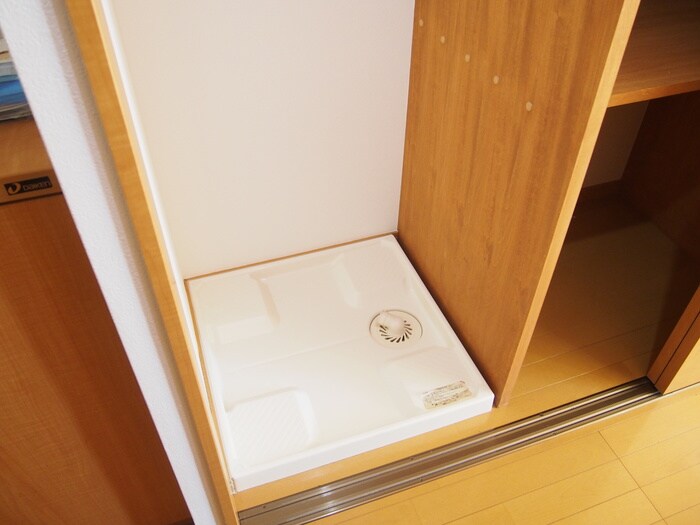 物件内観写真19　(洗濯機置場)