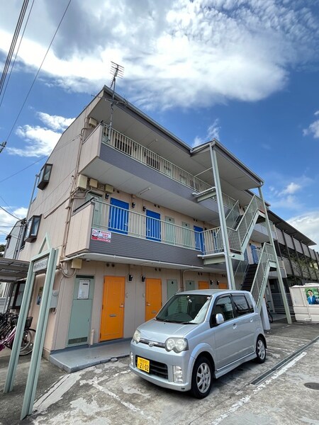 セリンライフ１番館外観写真