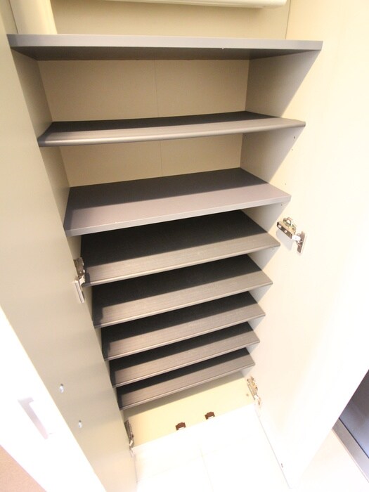 物件内観写真17　(靴箱)