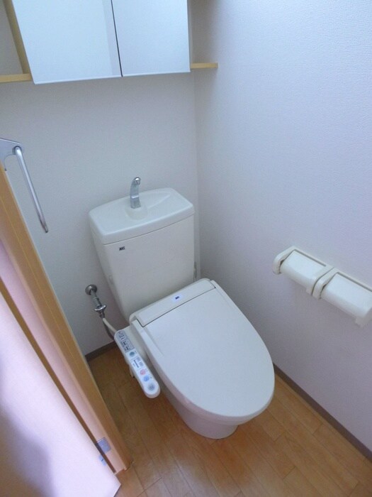 物件内観写真17　(トイレ)