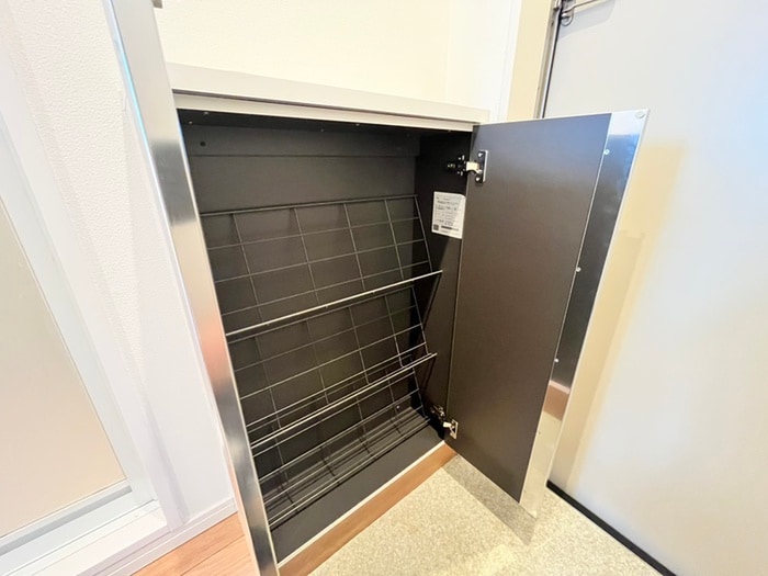 物件内観写真15　(靴箱)