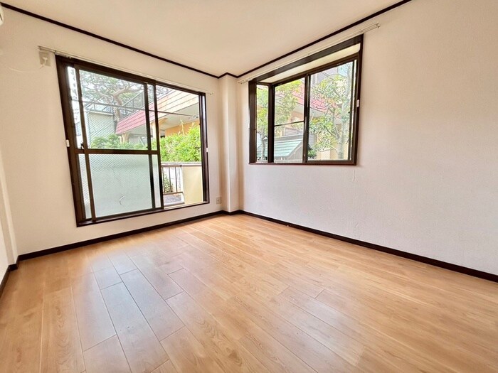 物件内観写真8　(居室)