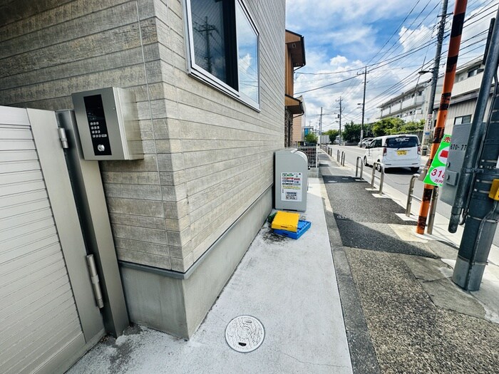 物件外観写真4　(建物設備)