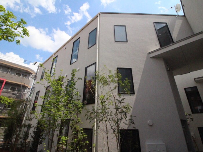 物件外観写真3　(外観写真)