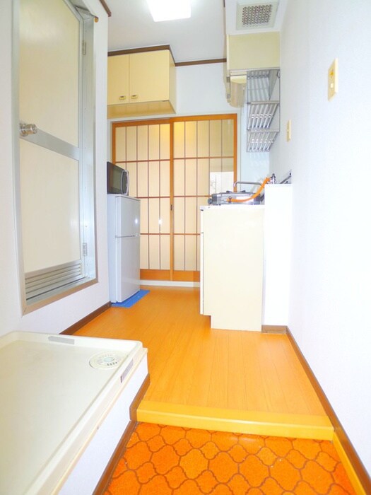 物件内観写真8　(廊下)