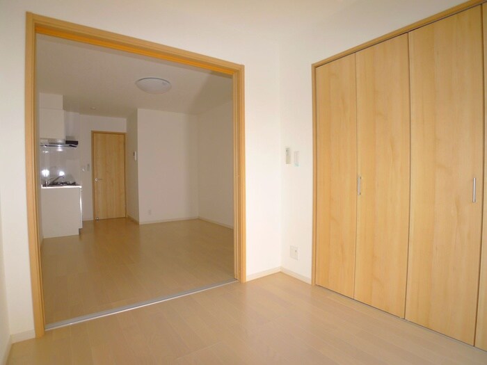 物件内観写真10　(居室)