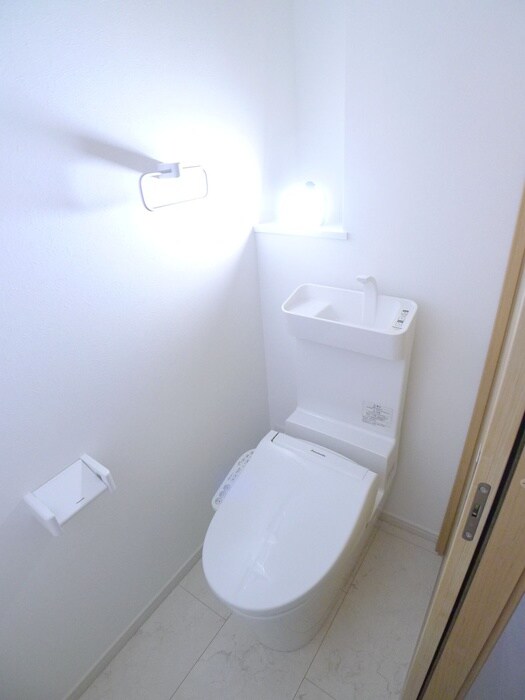 物件内観写真18　(トイレ)