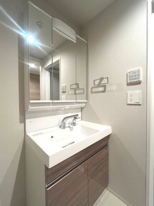 物件内観写真10　(洗面)