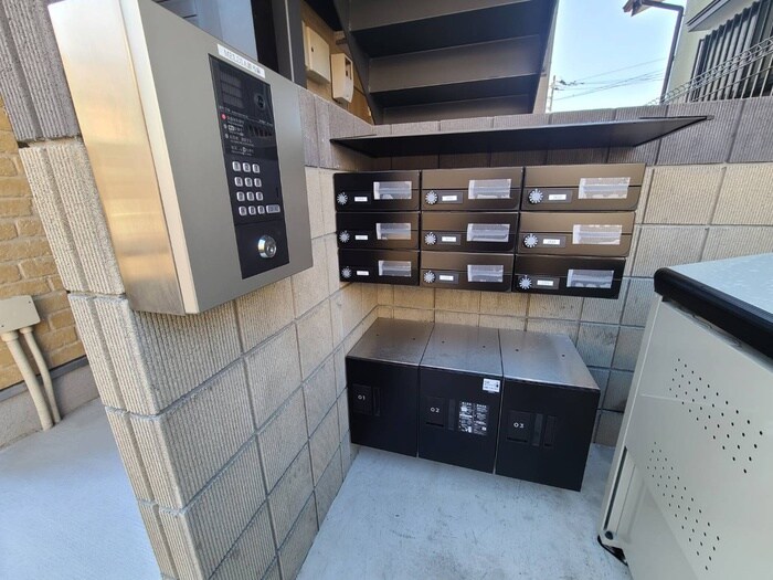 物件外観写真6　(建物設備)