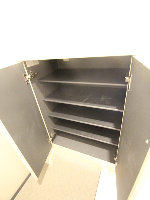 物件内観写真13　(靴箱)