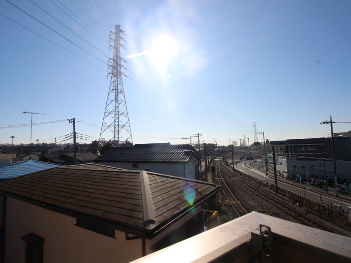 物件内観写真16　(室内からの展望)