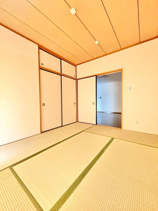 物件内観写真16　(内観写真)