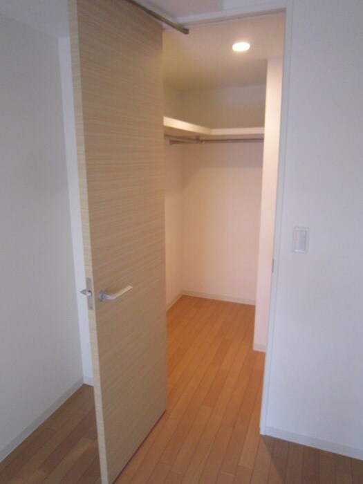 物件内観写真8　(収納)