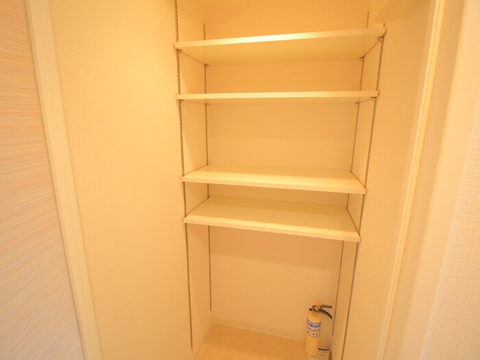 物件内観写真14　(靴箱)