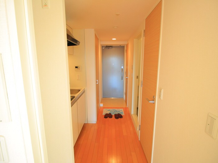 物件内観写真19　(廊下)