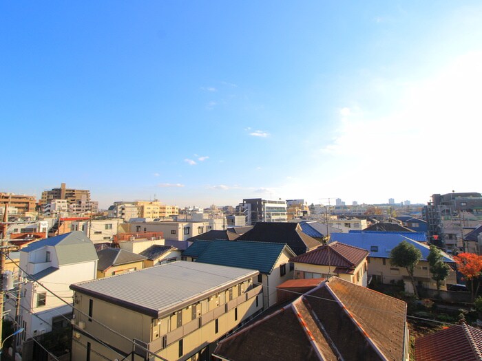 物件内観写真21　(室内からの展望)