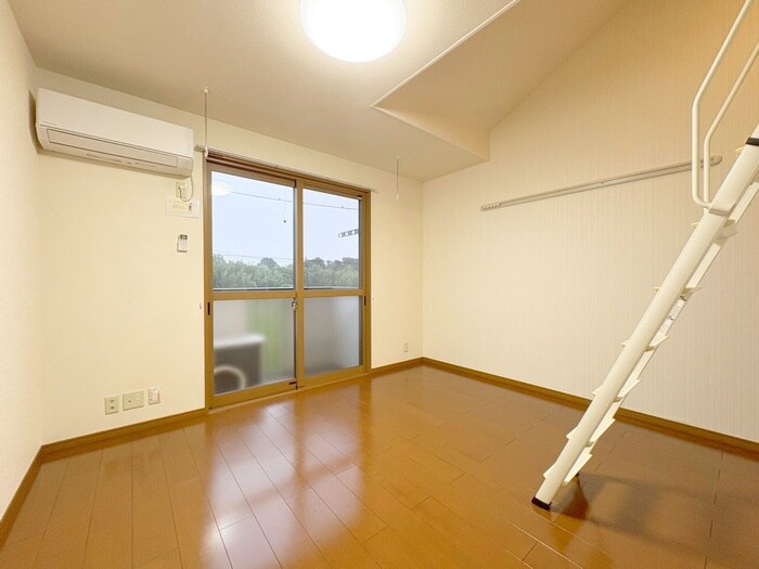 物件内観写真6　(居室)