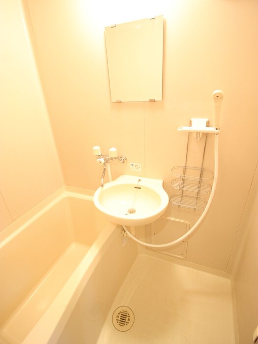 物件内観写真8　(バス／シャワールーム等)