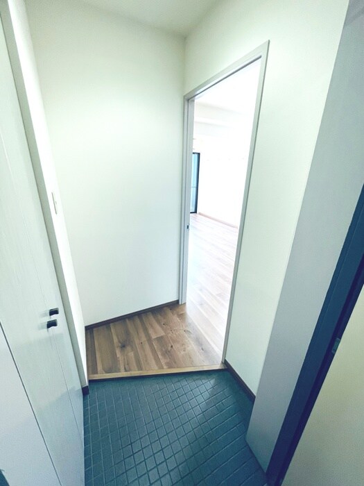 物件内観写真10　(玄関)