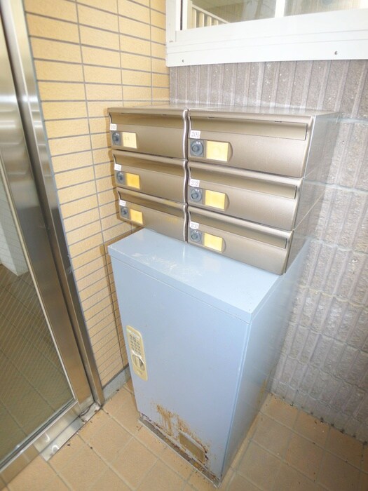 物件外観写真6　(建物設備)