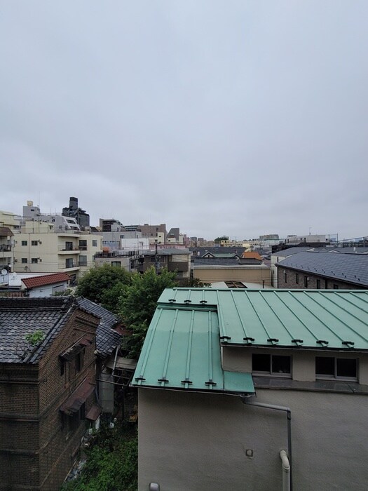 物件内観写真16　(室内からの展望)