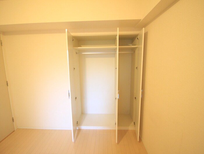 物件内観写真16　(収納)