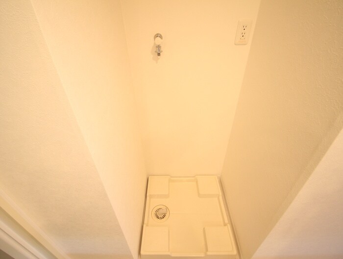 物件内観写真19　(洗濯機置場)