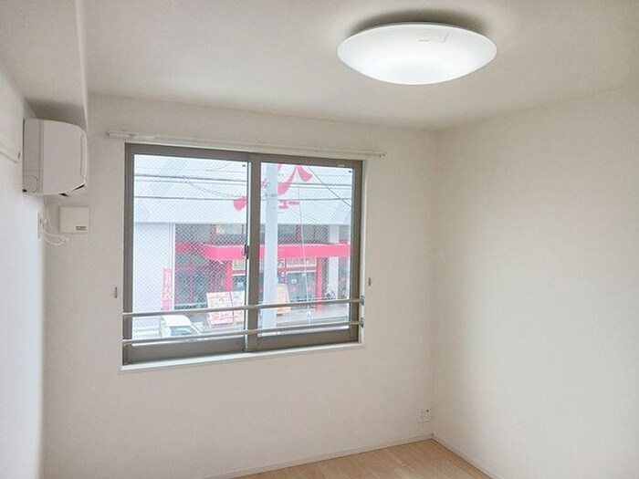 物件内観写真15　(内観写真)