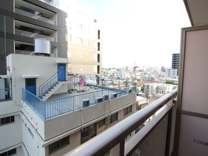 物件内観写真17　(室内からの展望)