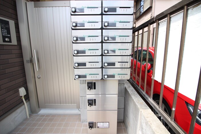 物件外観写真6　(建物設備)