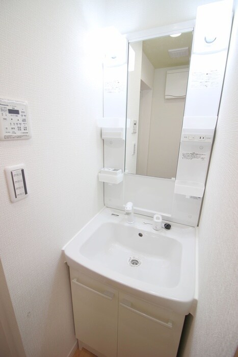 物件内観写真13　(洗面)