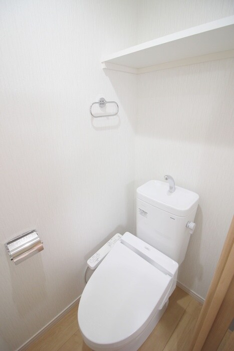 物件内観写真14　(トイレ)