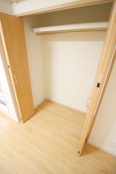 物件内観写真15　(収納)