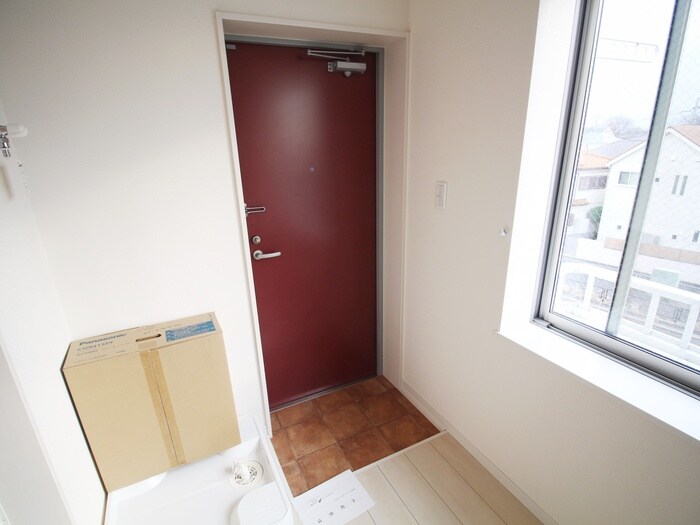 物件内観写真17　(玄関)