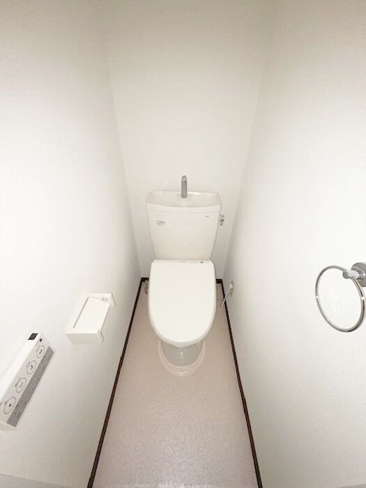 物件内観写真13　(トイレ)