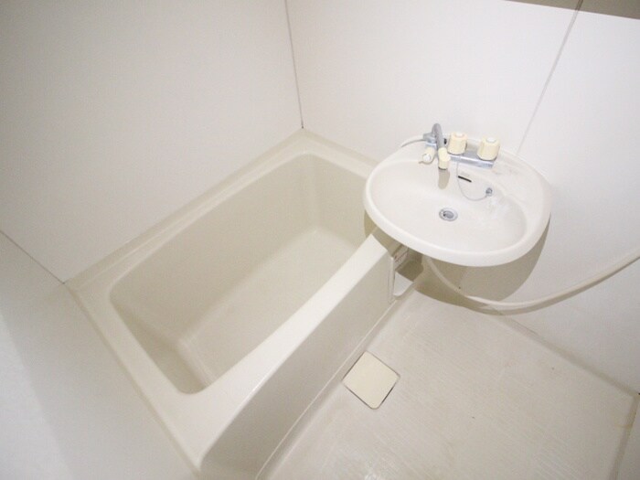 物件内観写真12　(バス／シャワールーム等)