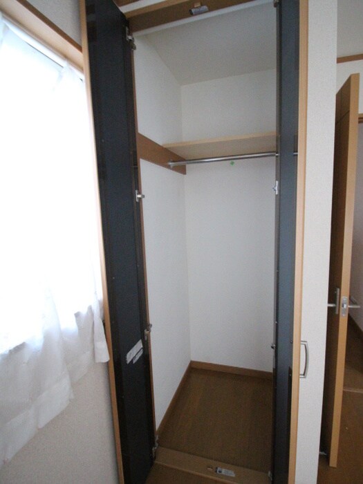 物件内観写真8　(収納)