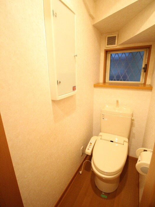 物件内観写真13　(トイレ)