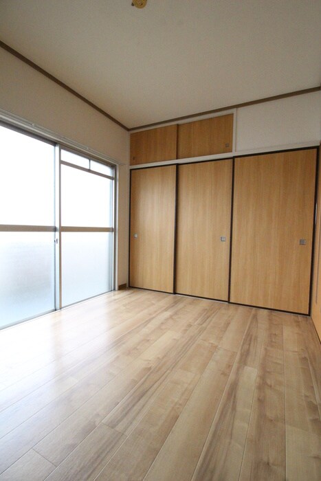 物件内観写真9　(居室)