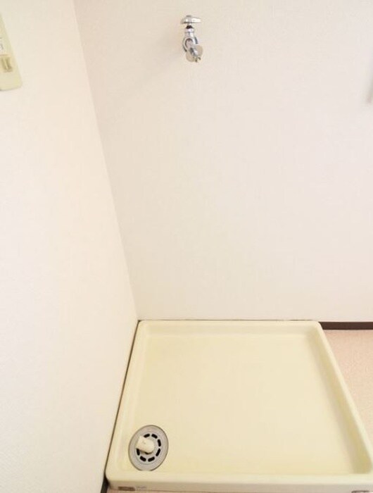 物件内観写真22　(洗濯機置場)