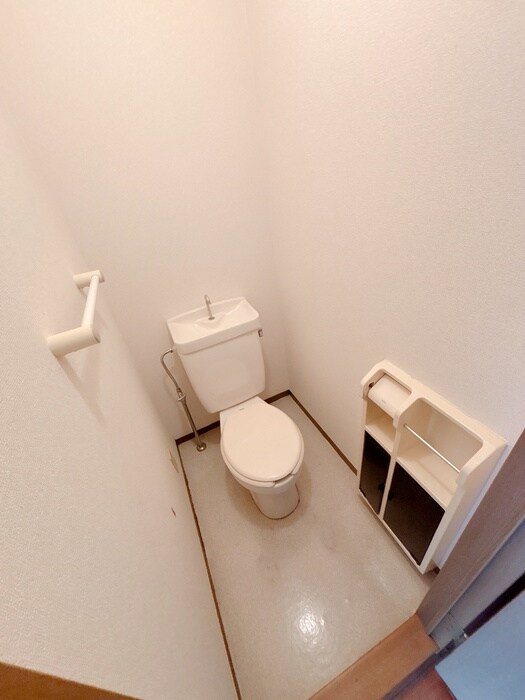 物件内観写真12　(トイレ)