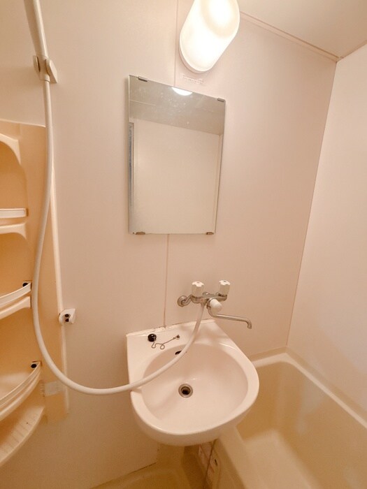 物件内観写真13　(洗面)