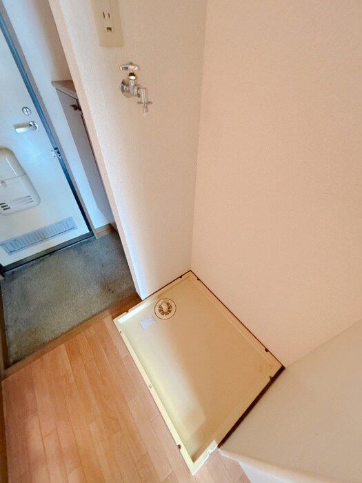 物件内観写真19　(洗濯機置場)