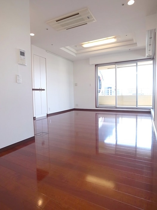 物件内観写真4　(居室)