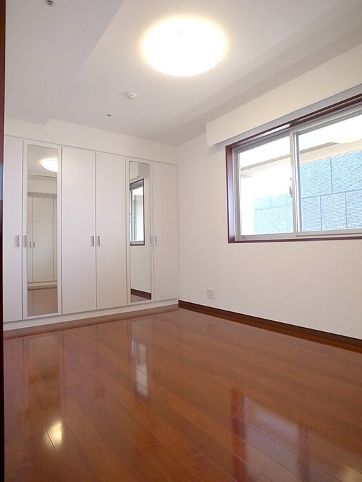 物件内観写真11　(居室)