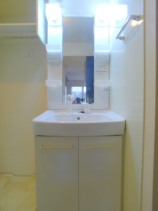 物件内観写真13　(洗面)