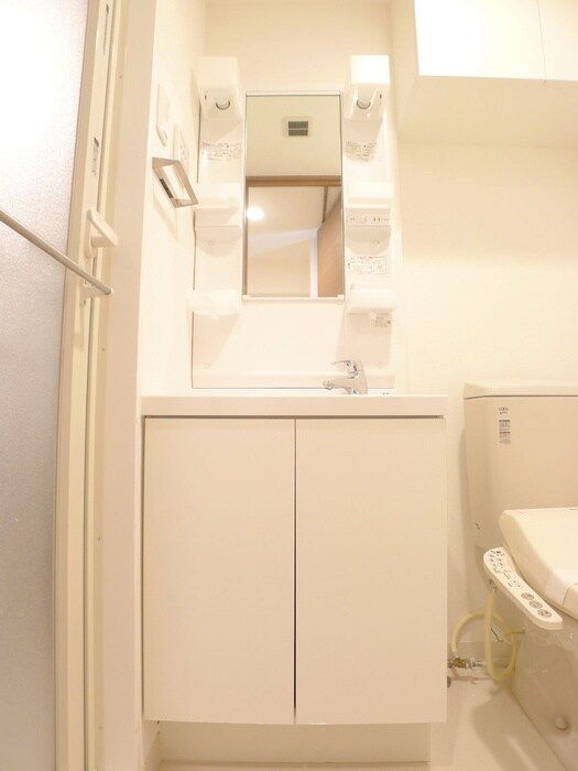 物件内観写真11　(洗面)