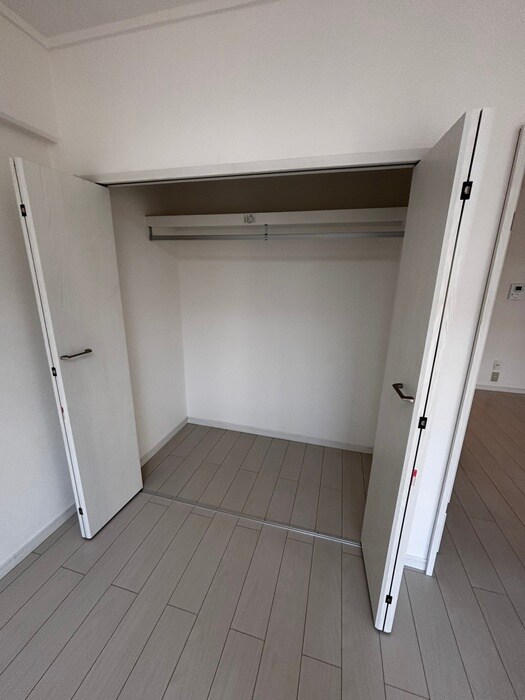 物件内観写真12　(収納)