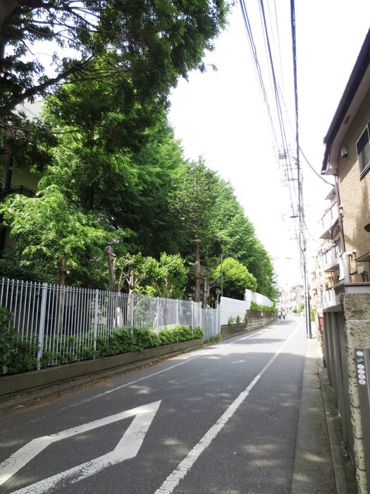 物件外観写真6　(周辺環境)