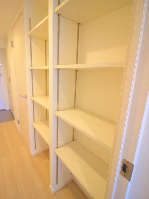 物件内観写真19　(収納)